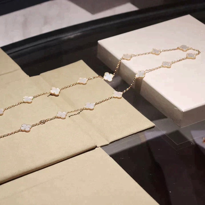 [Shinejoy]CLOVER 20 MOTIFS WHITE MOP NECKLACE