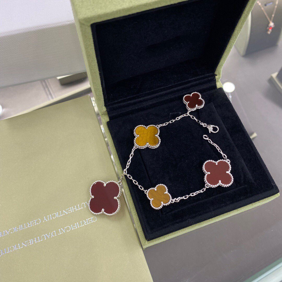 [Shinejoy]CLOVER 5 MOTIFS SIVLER CARNELIAN TIGER EYE BRACELET