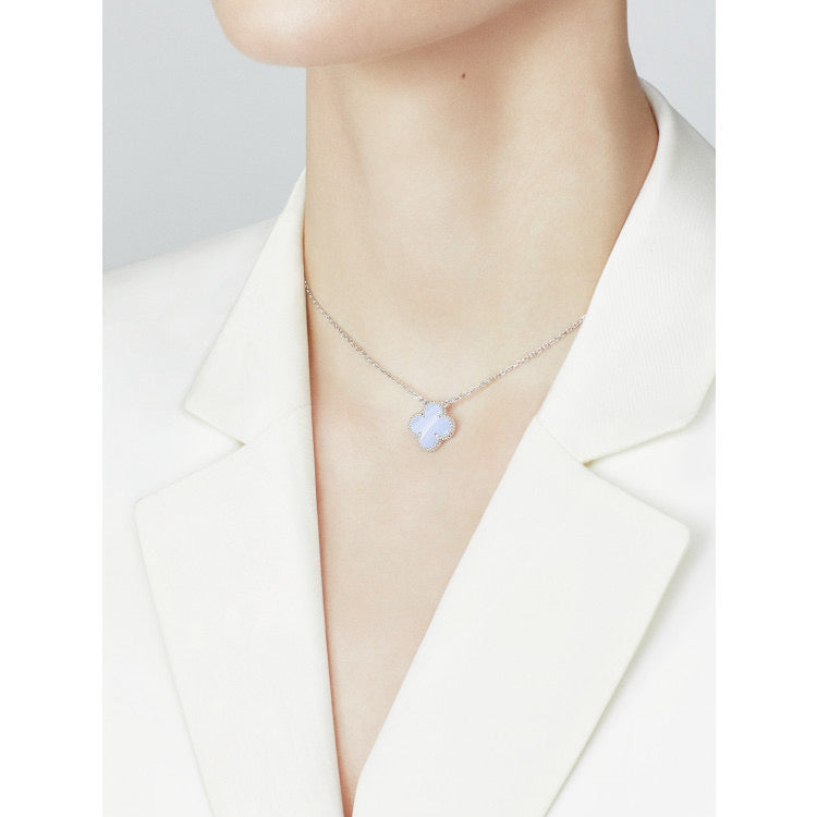 [Shinejoy]CLOVER 15MM BLUE CHALCEDONY NECKLACE SILVER