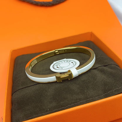 [Shinejoy]CLASSIC HM CLIC WHITE 8MM ENAMEL BRACELET