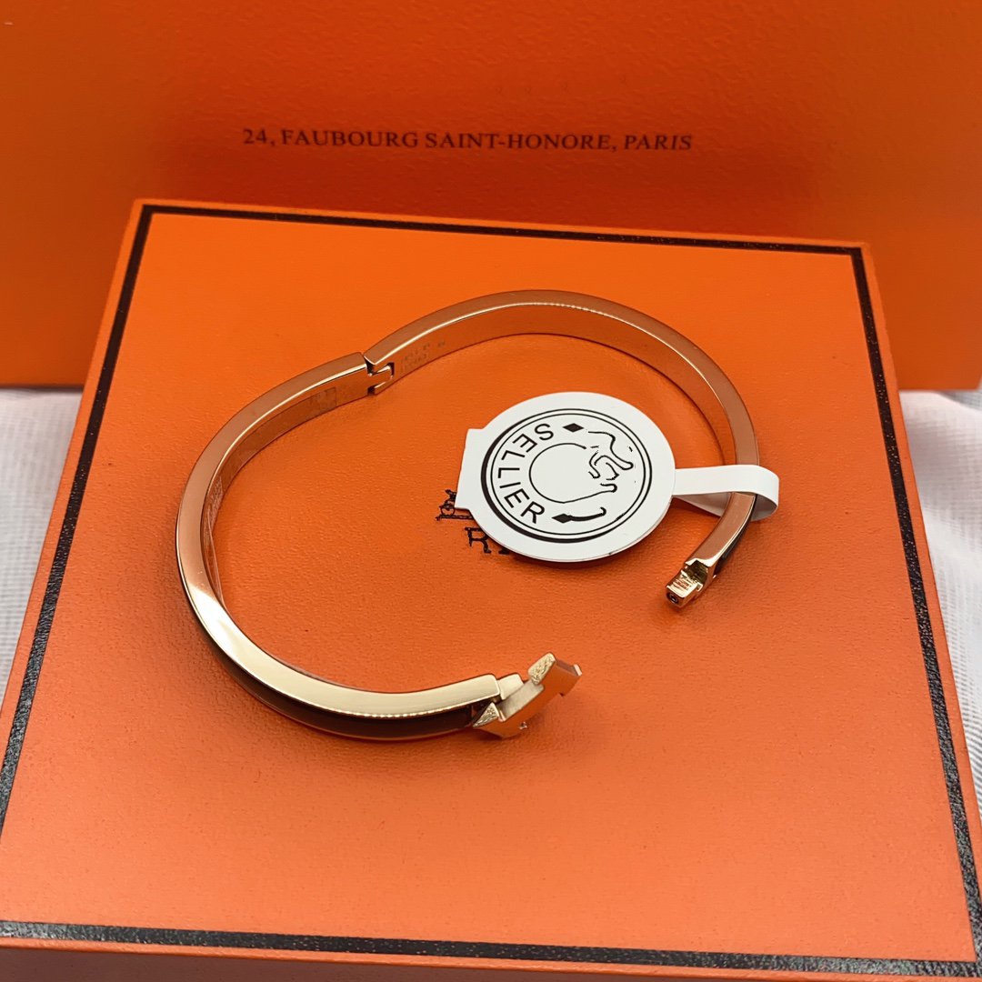 [Shinejoy]CLASSIC HM CLIC BLACK 8MM ENAMEL BRACELET